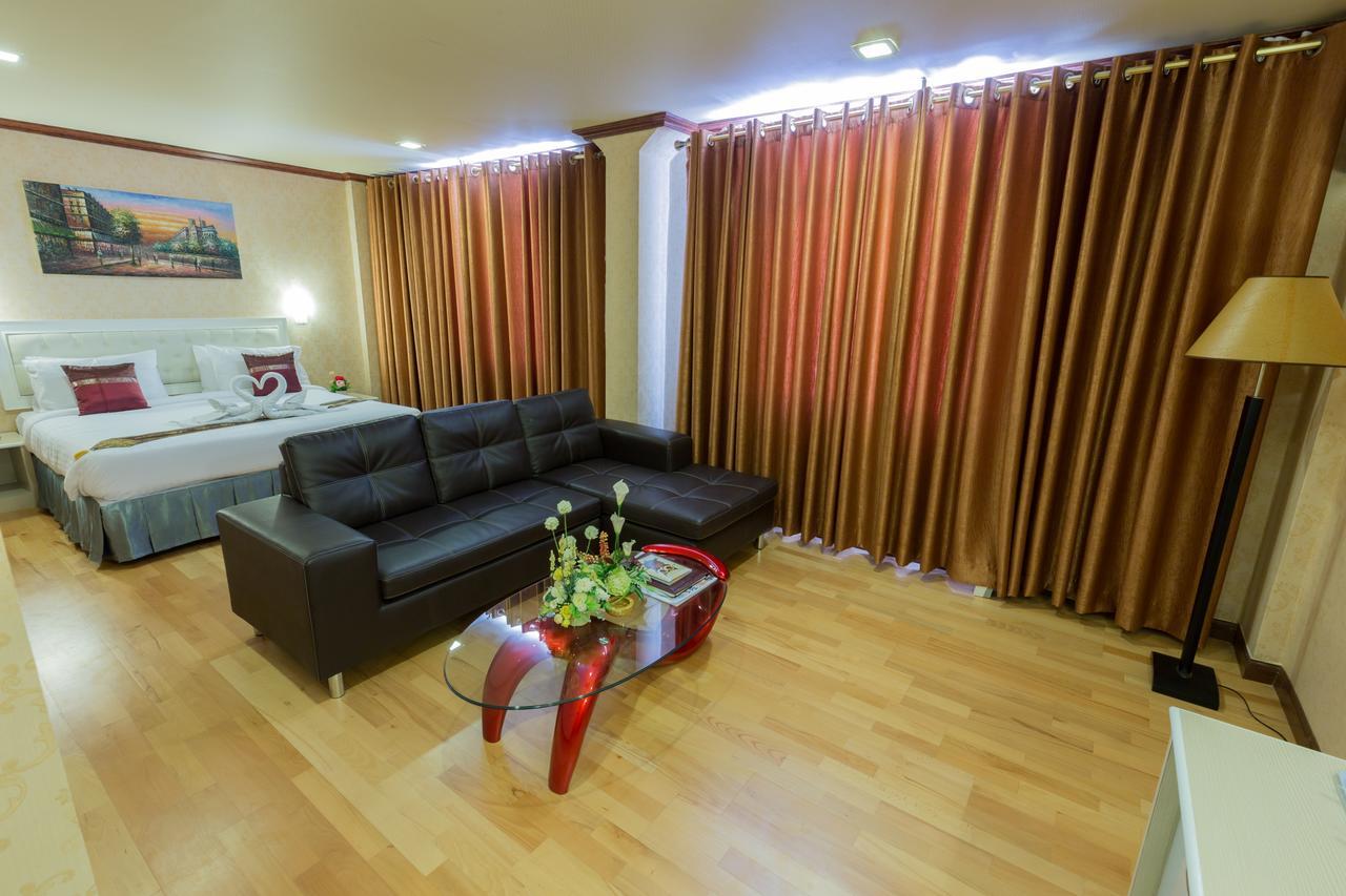 Korat Hotel - Sha Plus Nakhonratchasima Εξωτερικό φωτογραφία