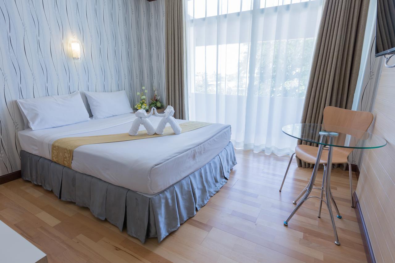 Korat Hotel - Sha Plus Nakhonratchasima Δωμάτιο φωτογραφία