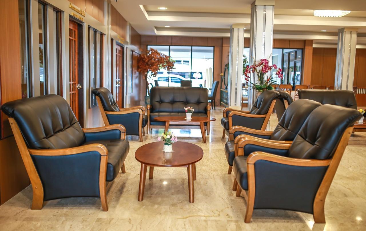 Korat Hotel - Sha Plus Nakhonratchasima Εξωτερικό φωτογραφία