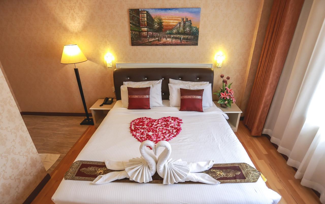 Korat Hotel - Sha Plus Nakhonratchasima Εξωτερικό φωτογραφία