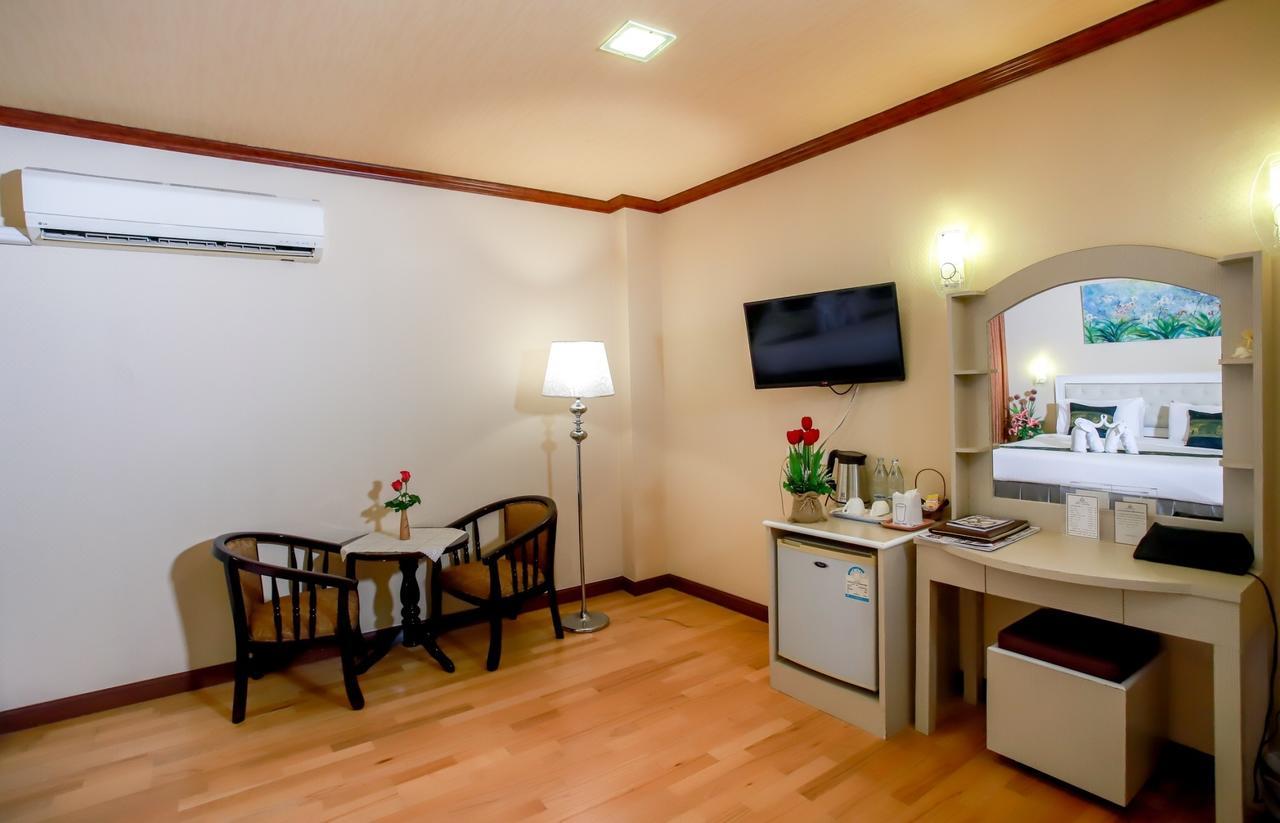 Korat Hotel - Sha Plus Nakhonratchasima Εξωτερικό φωτογραφία