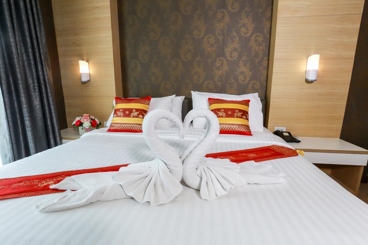 Korat Hotel - Sha Plus Nakhonratchasima Εξωτερικό φωτογραφία